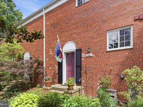 1929 N Quaker Lane, Alexandria VA 22302