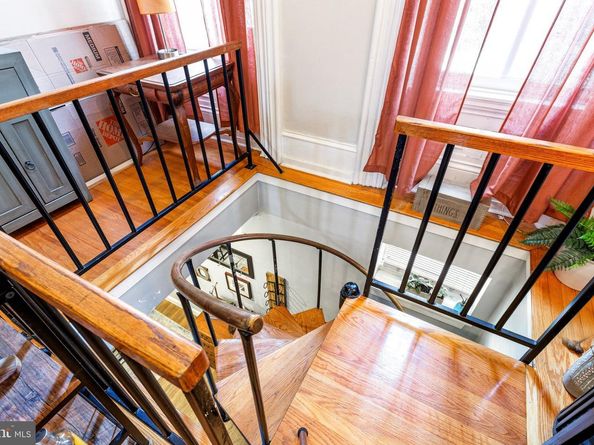 1712 Wallace Street 101, Philadelphia PA 19130
