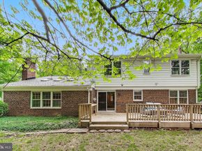 6820 Colburn Drive, Annandale VA 22003