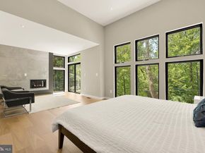 8165 E Beach Drive NW, Washington DC 20012