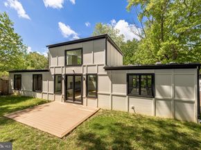 8165 E Beach Drive NW, Washington DC 20012