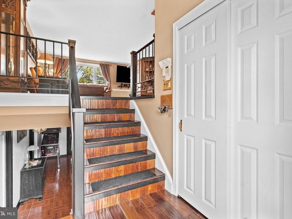 69 Christopher Drive, Holland PA 18966
