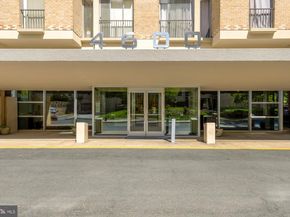 4600 S Four Mile Run Drive 208, Arlington VA 22204