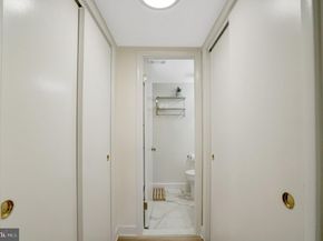 128 Roberts Lane 400, Alexandria VA 22314