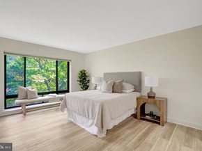 128 Roberts Lane 400, Alexandria VA 22314