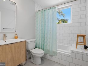 6671 Ross Street, Philadelphia PA 19119