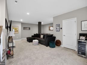 305 Lakeview Court BLDG 300, King Of Prussia PA 19406