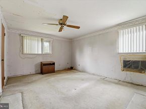 2641 Maxwell Street, Philadelphia PA 19152