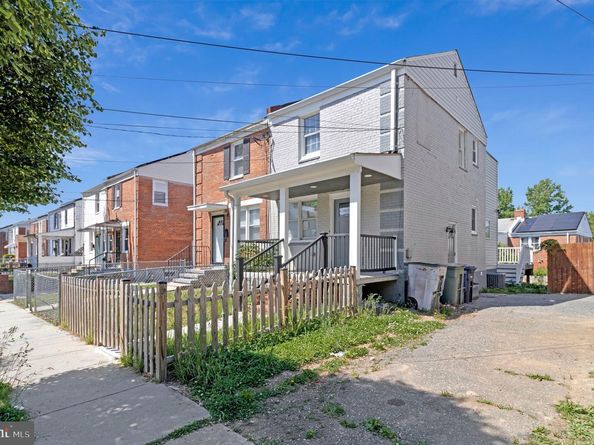 5532 C Street SE, Washington DC 20019