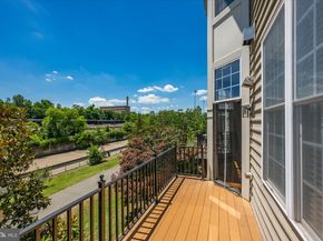 5139 Brawner Place, Alexandria VA 22304