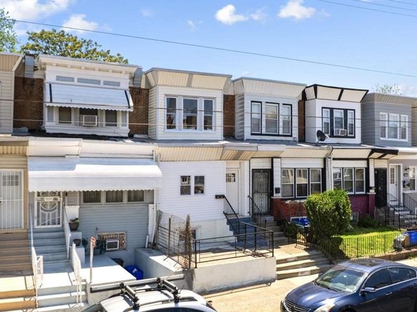 5520 Greenway Avenue, Philadelphia PA 19143