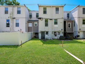 264 N Aberdeen Avenue, Wayne PA 19087