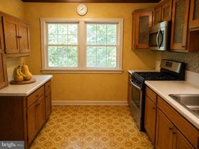 700 Gordon Drive, Yardley PA 19067
