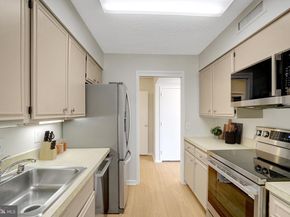 3800 Fairfax Drive 807, Arlington VA 22203