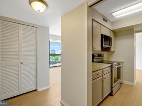 3800 Fairfax Drive 807, Arlington VA 22203