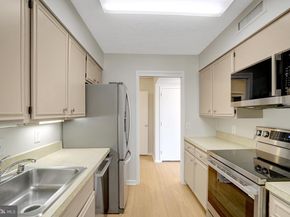 3800 Fairfax Drive 807, Arlington VA 22203