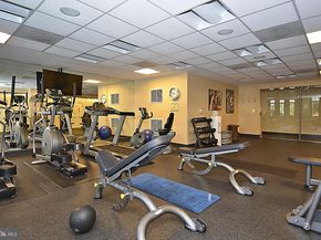 4301 Military Road NW PH5, Washington DC 20015