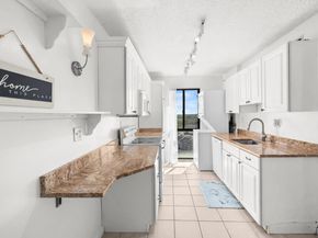250 S Reynolds Street 1003, Alexandria VA 22304
