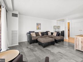 250 S Reynolds Street 1003, Alexandria VA 22304