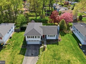 12 Betsy Lane, Ambler PA 19002