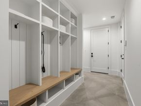 4653 34TH Street N, Arlington VA 22207