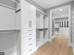 4653 34TH Street N, Arlington VA 22207