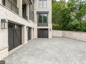 4653 34TH Street N, Arlington VA 22207
