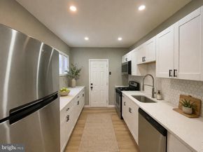 107 Kingsley Street, Philadelphia PA 19127