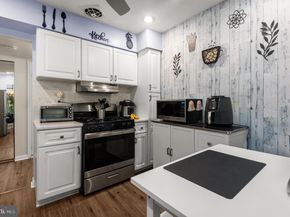 5025 S Convent Lane J, Philadelphia PA 19114