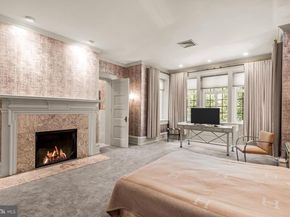 220 Ravenscliff Rd, Wayne PA 19087