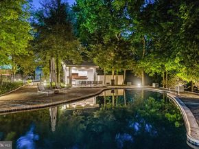 220 Ravenscliff Rd, Wayne PA 19087