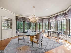 220 Ravenscliff Rd, Wayne PA 19087