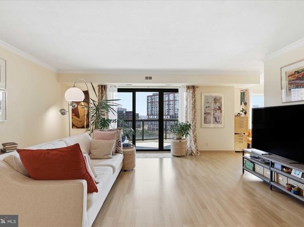 8360 Greensboro Drive 806, Mclean VA 22102