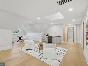1124 Savile Lane, Mclean VA 22101