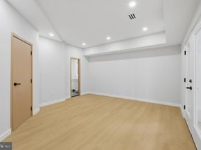 1124 Savile Lane, Mclean VA 22101