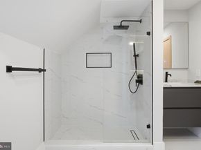 1124 Savile Lane, Mclean VA 22101