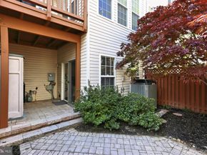 5011 Waple Lane, Alexandria VA 22304