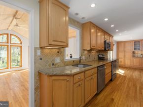 10802 Oldfield Drive, Reston VA 20191