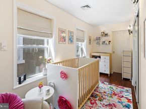 806 S 8TH, Philadelphia PA 19147