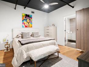 1352 South Street 500, Philadelphia PA 19147