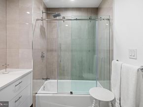 1352 South Street 500, Philadelphia PA 19147