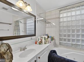1911 8TH Street NW, Washington DC 20001