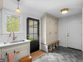 725 S Roberts Road, Bryn Mawr PA 19010