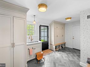 725 S Roberts Road, Bryn Mawr PA 19010