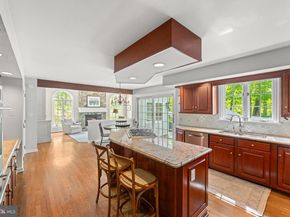 725 S Roberts Road, Bryn Mawr PA 19010