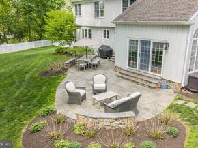 725 S Roberts Road, Bryn Mawr PA 19010