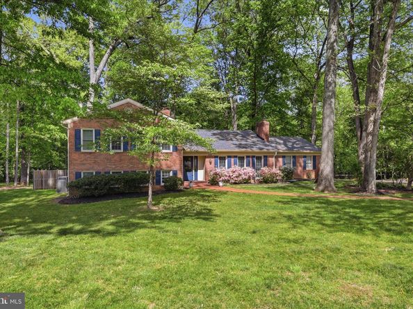 2400 Beekay Court, Vienna VA 22181