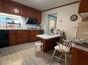 416 Emerson Road, Huntingdon Valley PA 19006