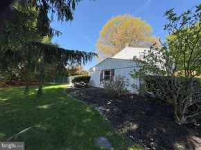 416 Emerson Road, Huntingdon Valley PA 19006