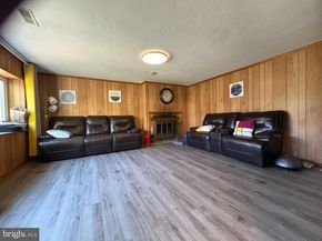 416 Emerson Road, Huntingdon Valley PA 19006